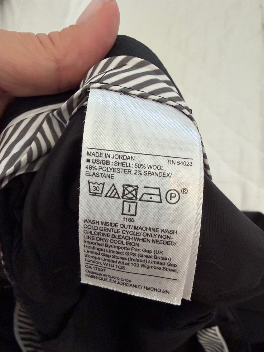 Banana Republic Avery Black Trousers - Picture 3 of 5